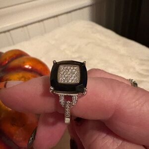 Elegant Onyx and Diamond 14k white gold ring Size 8